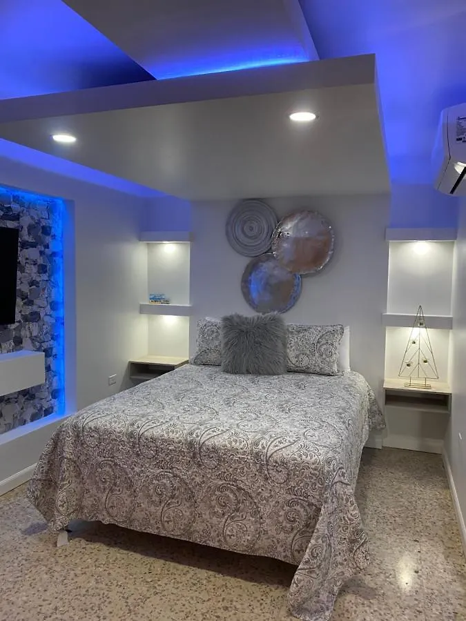 إيزابيلا Itza-Bella Suites بورتوريكو