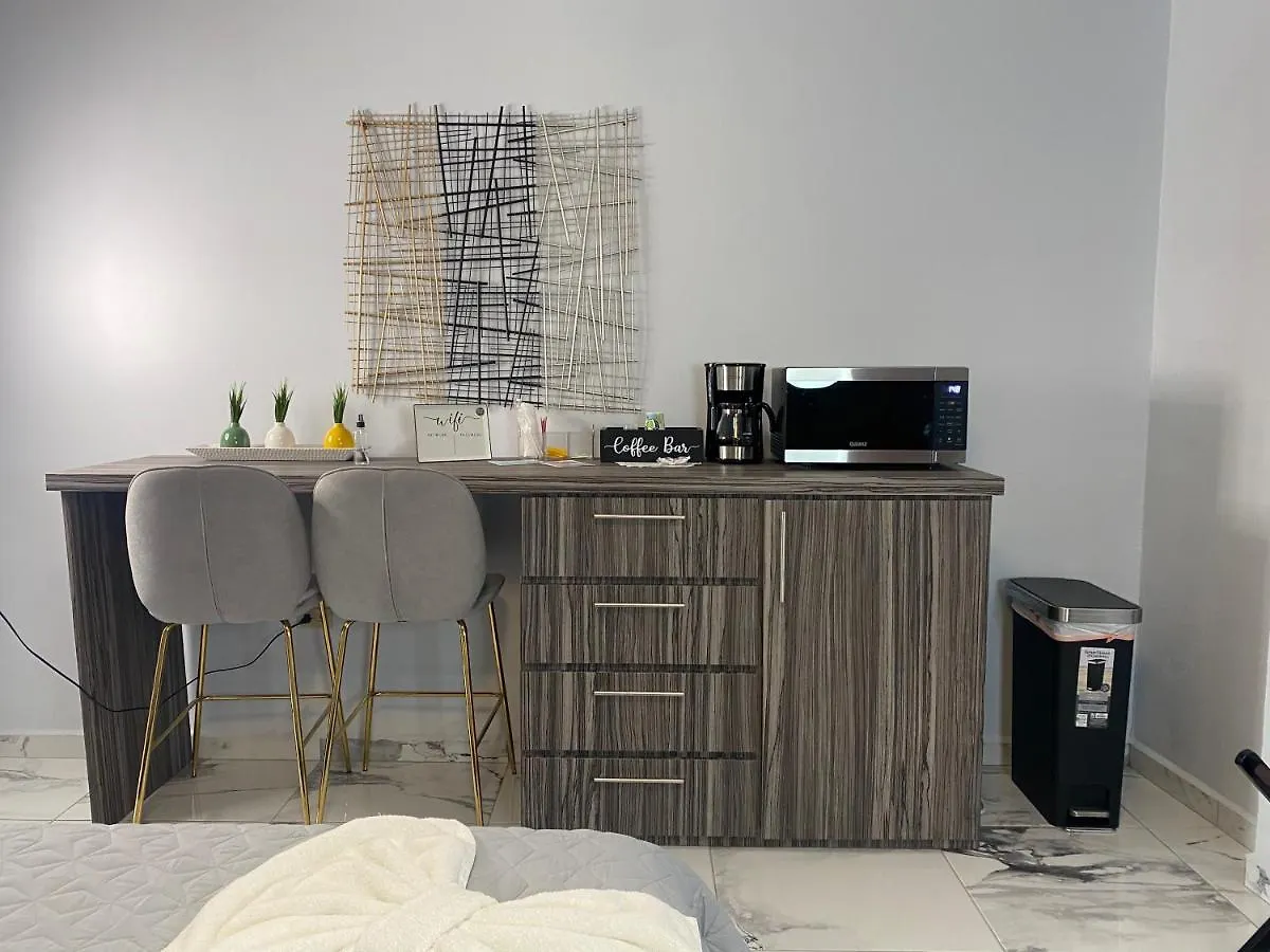 شقة فندقية إيزابيلا Itza-Bella Suites