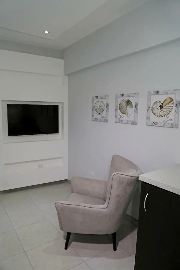 إيزابيلا Itza-Bella Suites 0*,