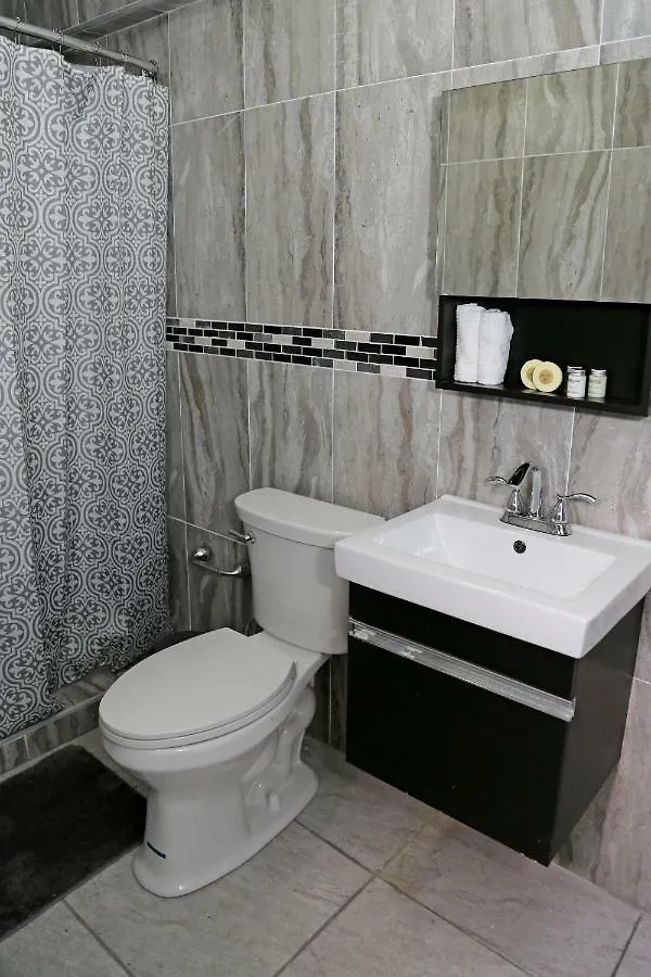 إيزابيلا Itza-Bella Suites 0*,